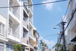 Hiếm Lạc Long Quân - Quận 11- HXH 60m2 - 3 tầng BTCT đẹp